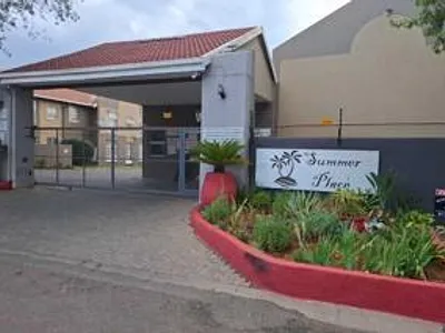 2 Bedroom Apartment To Rent in Alberton - uZr1.webp