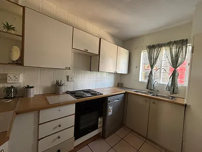 3 Bedroom Townhouse For Sale in Germiston - q1kk.webp