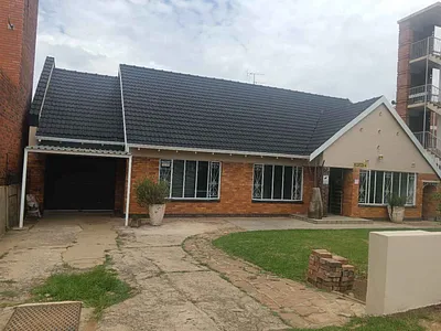 4 Bedroom House For Sale in Boksburg - RFqJ.webp