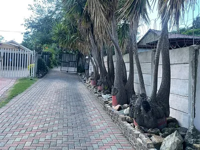 4 Bedroom House For Sale in Kempton Park - Vdig.webp