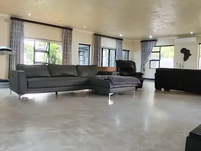 3 Bedroom House For Sale in Benoni - sY9Q.webp