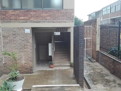3 Bedroom Apartment For Sale in Kempton Park - NIP9.webp