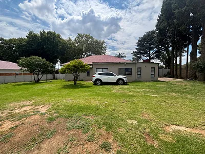 3 Bedroom House For Sale in Johannesburg - 11GV.webp