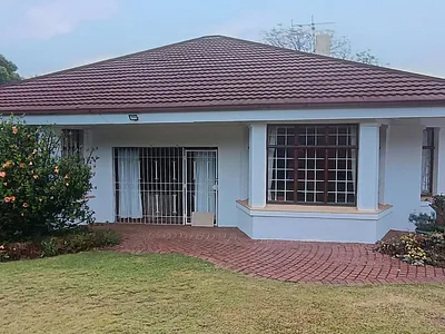 3 Bedroom House For Sale in Johannesburg - DlGS.webp