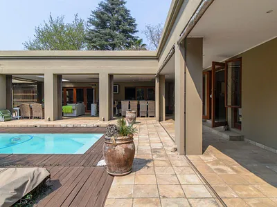 5 Bedroom House For Sale in Johannesburg - MBP8.webp