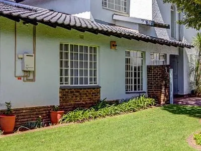 4 Bedroom House For Sale in Kempton Park - Ss7U.webp