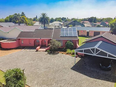 3 Bedroom House For Sale in Alberton - HJ5t.webp