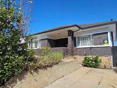 3 Bedroom House For Sale in Rosettenville, Johannesburg - aL3O.webp