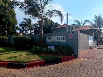 2 Bedroom Apartment For Sale in Kempton Park - img