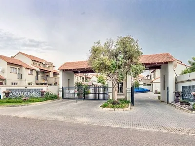 2 Bedroom Townhouse For Sale in Pomona AH, Kempton Park - ewsG.webp
