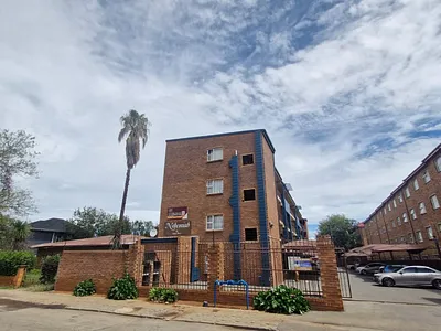 2 Bedroom Apartment For Sale in Kempton Park AH, Kempton Park - img