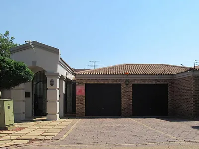 3 Bedroom House For Sale in Johannesburg - X2Ex.webp