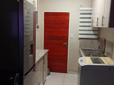 2 Bedroom House For Sale in Johannesburg - SphZ.webp