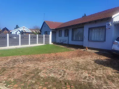 3 Bedroom House For Sale in Springs - nO2P.webp