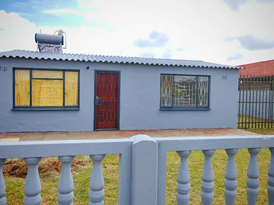 2 Bedroom House To Rent in Johannesburg - 3oH1.webp