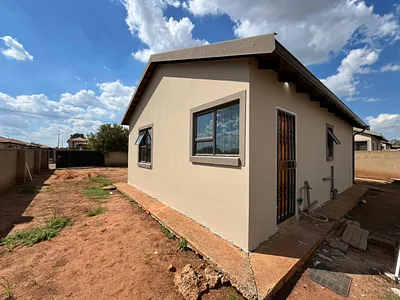 2 Bedroom House To Rent in East Field, Boksburg - 1KUG.webp