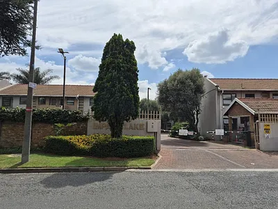 2 Bedroom Apartment For Sale in Boksburg - O08B.webp