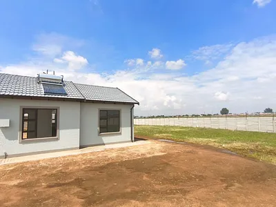 3 Bedroom House For Sale in Boksburg - 9C4N.webp