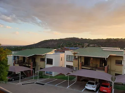 2 Bedroom Townhouse For Sale in Johannesburg - 31Us.webp