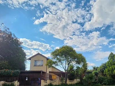 4 Bedroom House For Sale in Alberton - f9St.webp