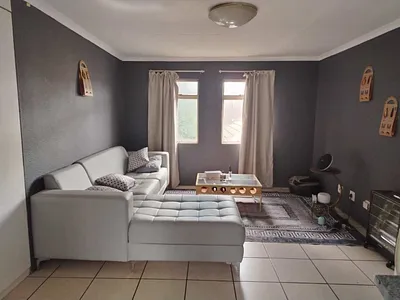 2 Bedroom Apartment To Rent in Alberton - img