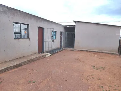 6 Bedroom House For Sale in Delmas - img