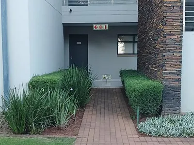 2 Bedroom Townhouse For Sale in Kempton Park AH, Kempton Park - 5Xnk.webp