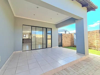 2 Bedroom Townhouse For Sale in Brackendowns, Alberton - fSyw.webp