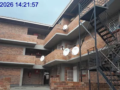 2 Bedroom Apartment For Sale in Johannesburg - img