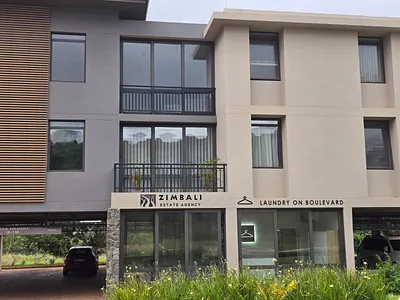 2 Bedroom Apartment For Sale in Ballito - DVq9.webp